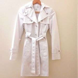 JESSICA SIMPSON SATIN WHITE TRENCH COAT